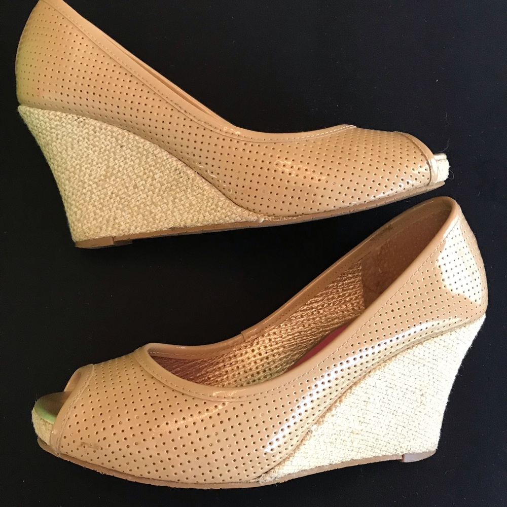 Lilly Pulitzer Resort Chic Wedges 7.5